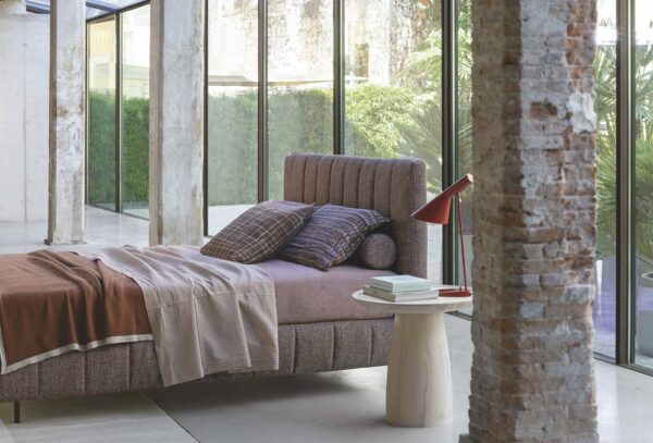 Итальянская кровать SYSTEM QUILTED 3