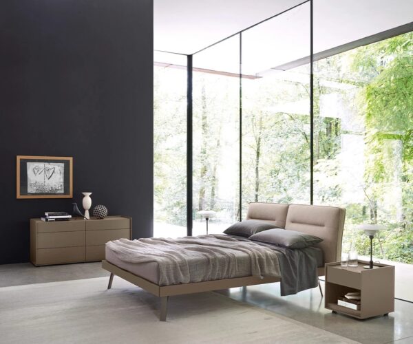 Итальянская кровать Milo 2