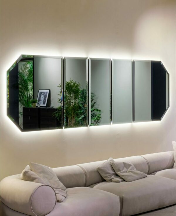 Итальянское зеркало Karl Maxi