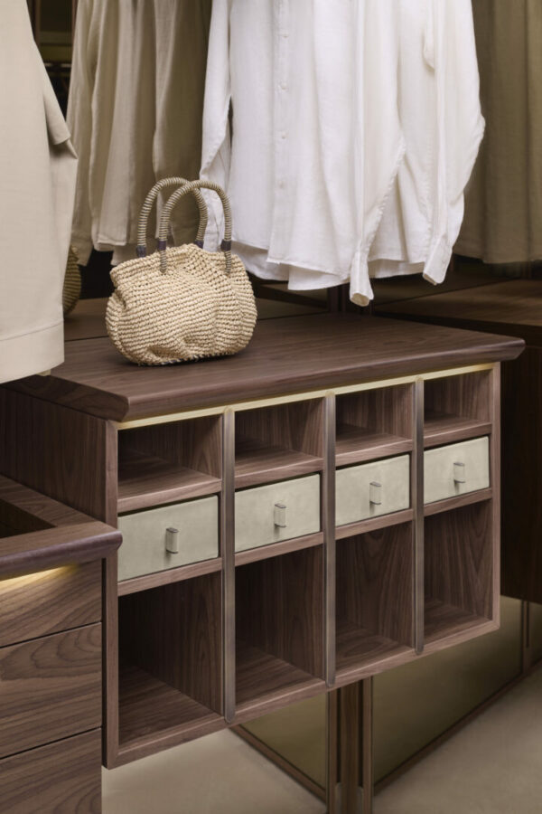 Итальянская гардеробная Before Sunrise 13