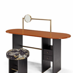 Итальянский письменный стол VINCENT от Conte Casa