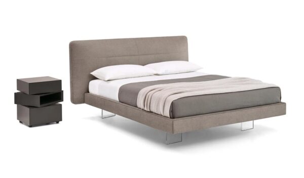 Итальянская кровать Gaston от SANGIACOMO