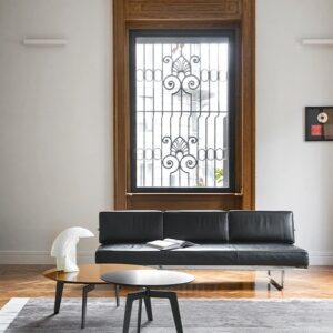 Итальянский столик Lotus 3