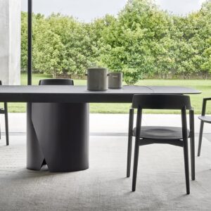 Итальянский стол Plug от SANGIACOMO