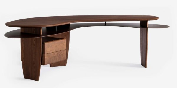 Итальянский письменный стол Tachi XL от Carpanese Home