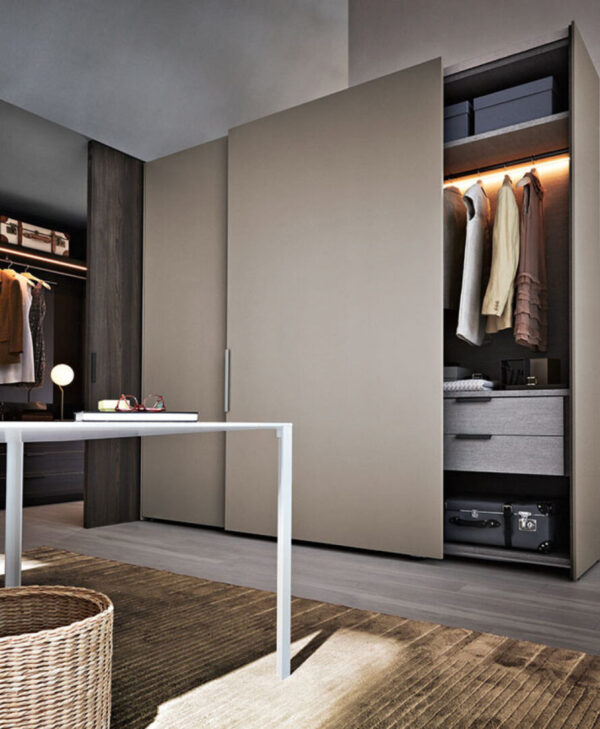 Итальянский шкаф Gliss Master-Start от Molteni